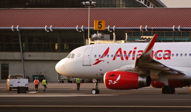 N703AV - Airbus