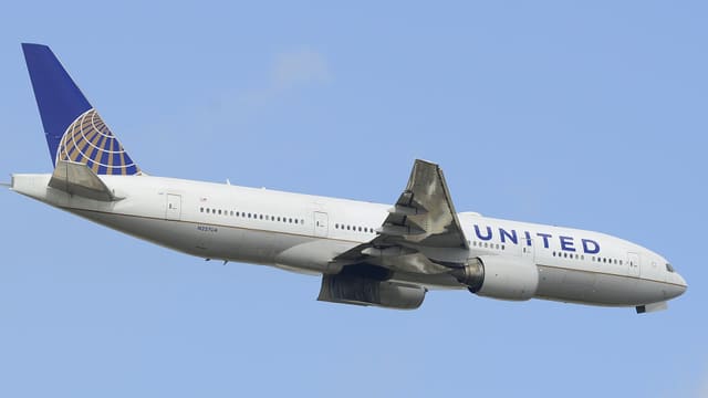 N227UA - Boeing
