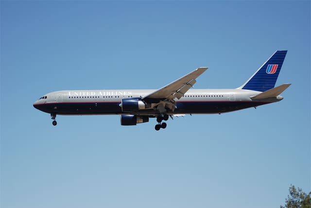 N673UA - Boeing