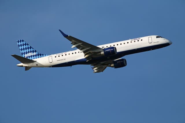 N193JB - Embraer