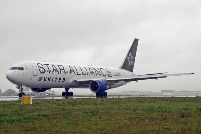 N653UA - Boeing