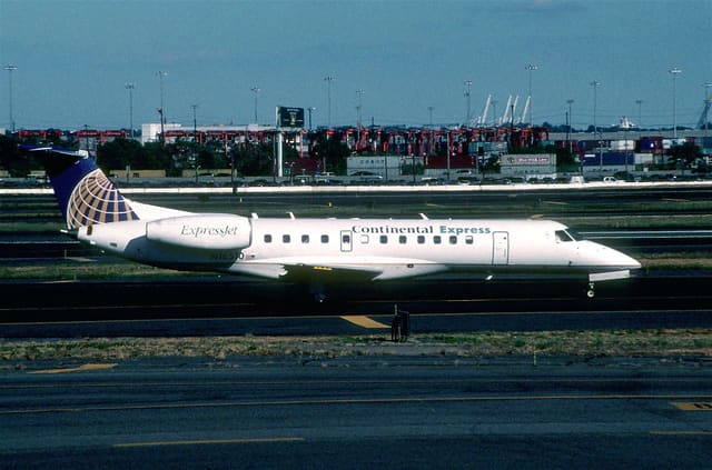 N16510 - Embraer