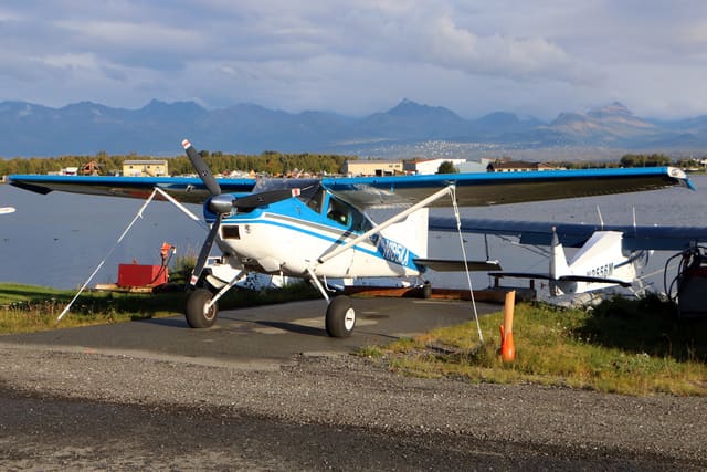 N185KA - Single-engine aircraft