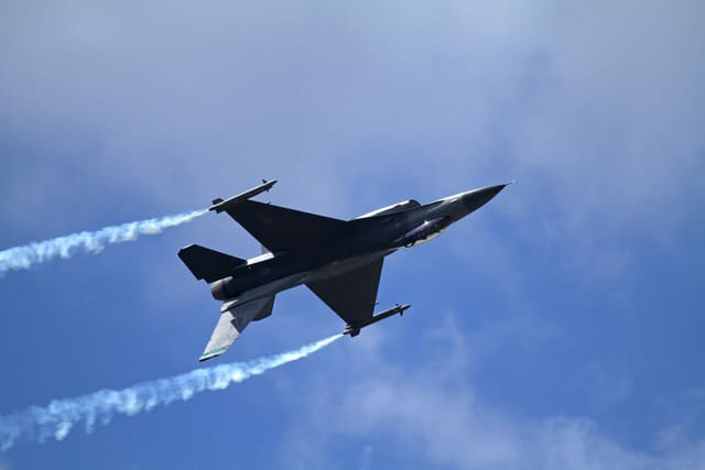  - Single-engine aircraft