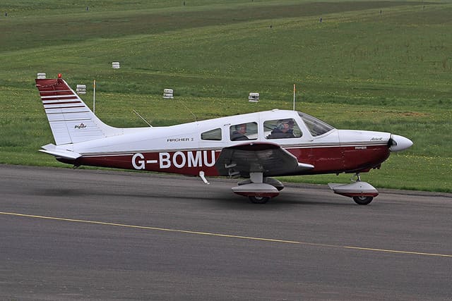 G-BOMU - Piper
