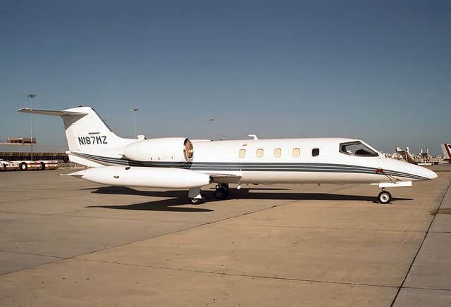 N187MZ - Business jet