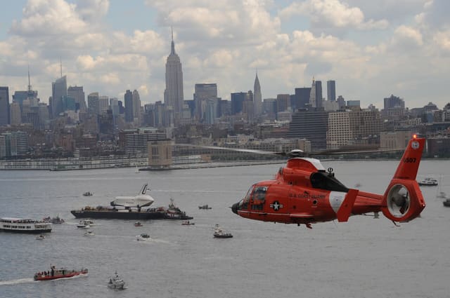  - Helicopter