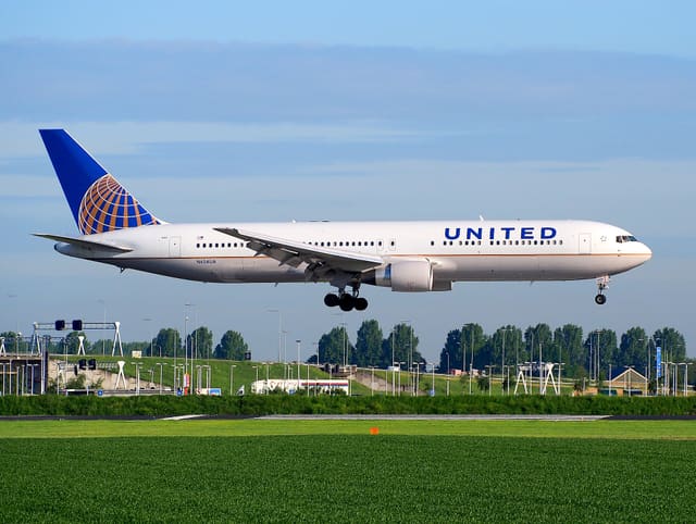 N654UA - Boeing