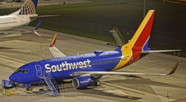 N913WN - Boeing