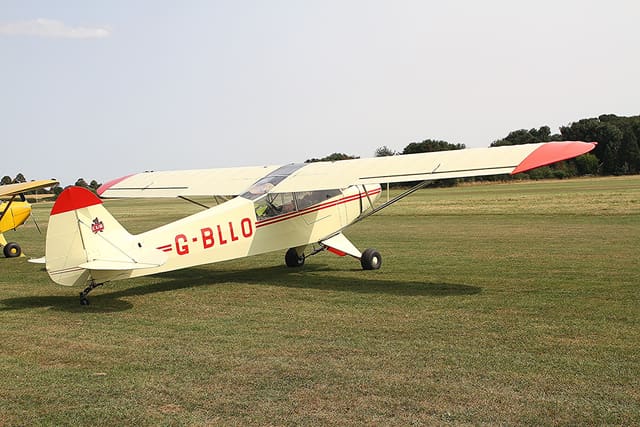 G-BLLO - Piper