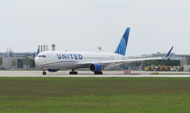 N659UA - Boeing