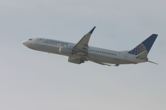 N36272 - Boeing