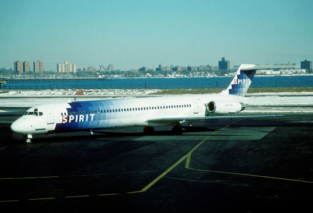 N825NK - Douglas