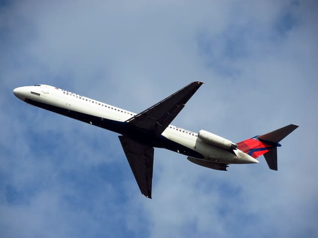 N787NC - Douglas