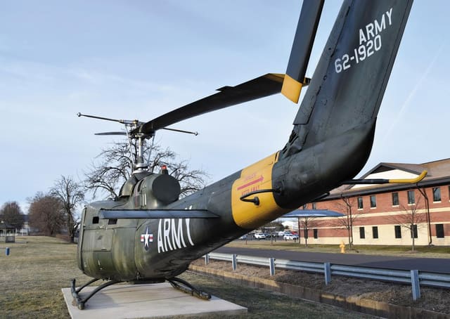  - Helicopter