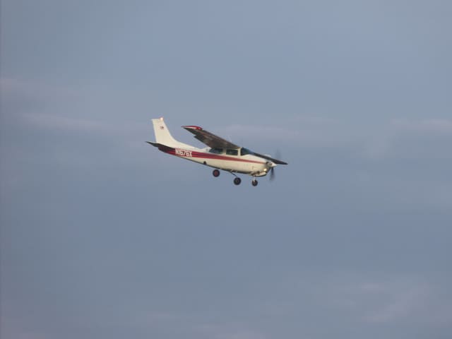 N1676X - Cessna