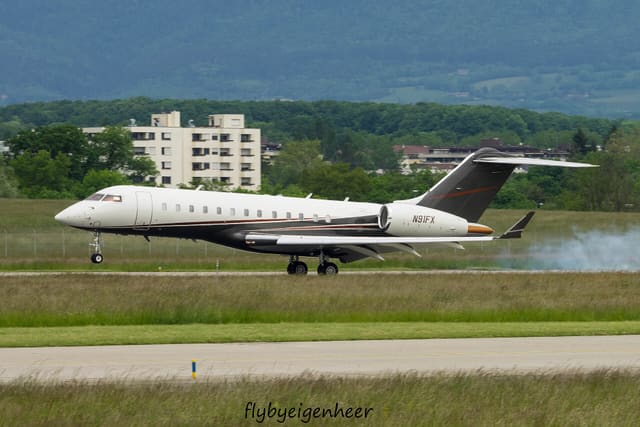 N91FX - Bombardier