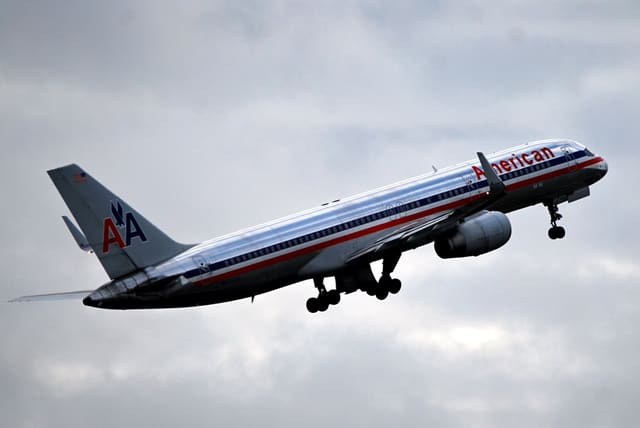 N175AN - Twin-engine aircraft