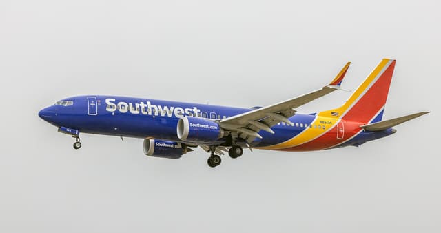 N8913S - Boeing