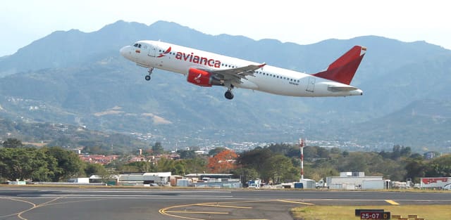 N946AV - Airbus