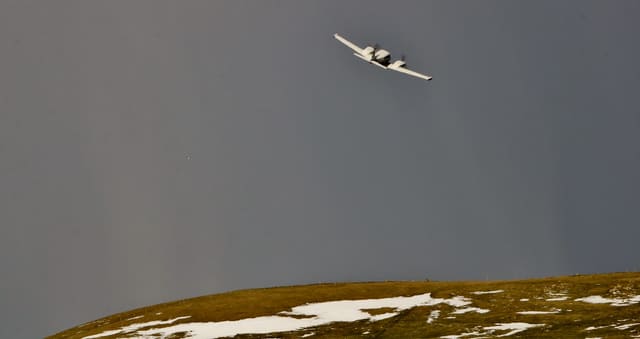 N4297A - Twin-engine aircraft