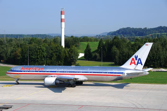 N388AA - Boeing