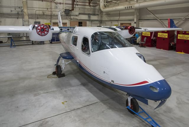 N857NA - Twin-engine aircraft