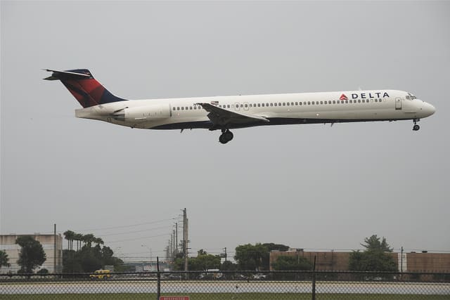 N957DL - Aircraft