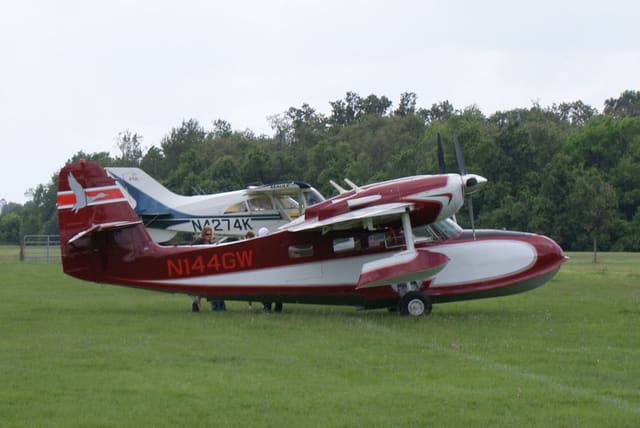 N144GW - Twin-engine aircraft