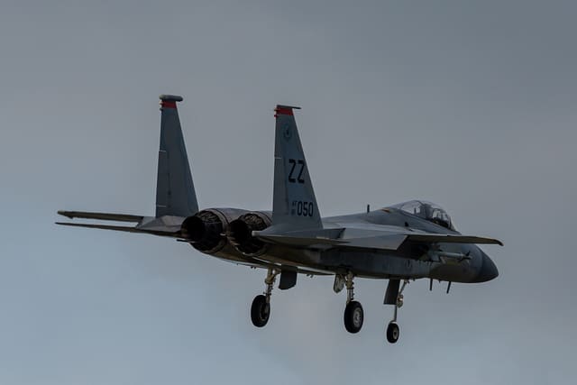  - Twin-engine aircraft