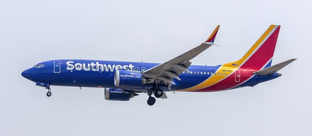 N8813Q - Boeing