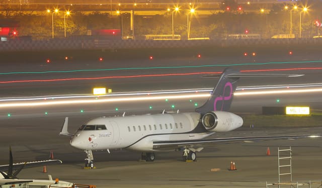 N755RA - Business jet