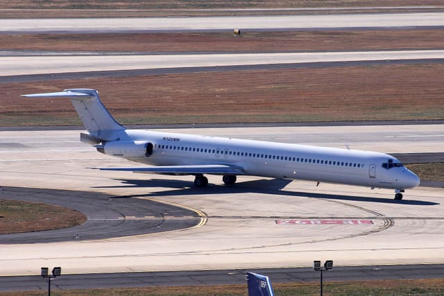 N125MN - Douglas