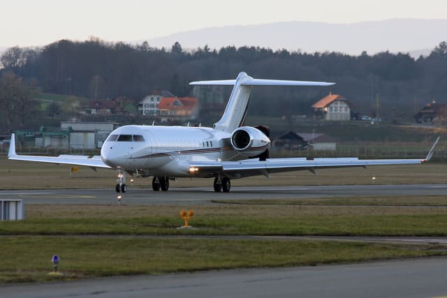 N146QS - Business jet