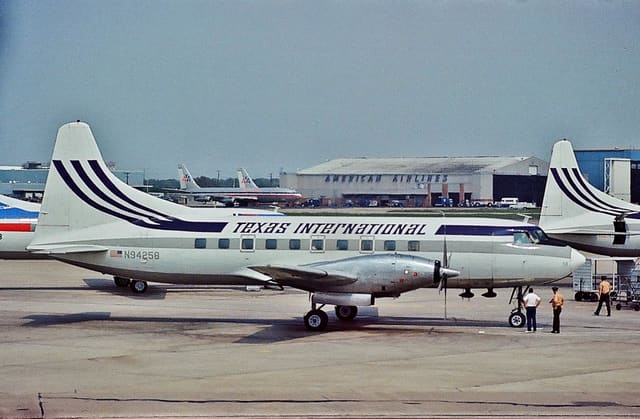 N94258 - Twin-engine aircraft