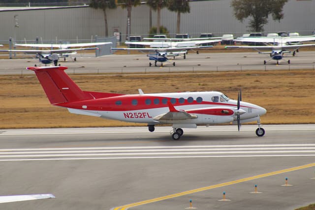 N252FL - Beechcraft