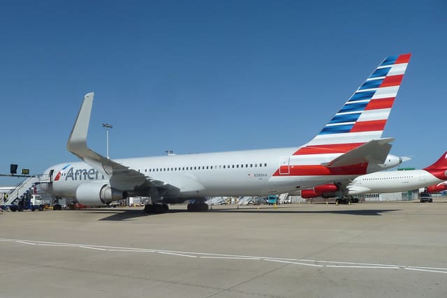 N388AA - Boeing