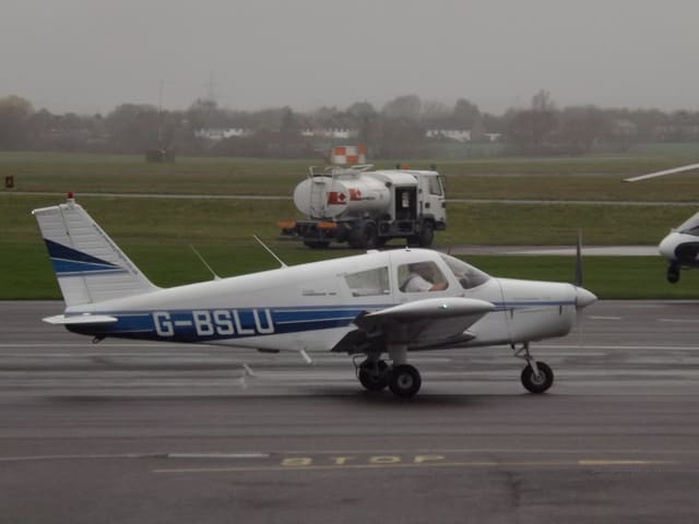G-BSLU - Piper