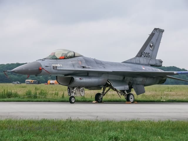  - Single-engine aircraft