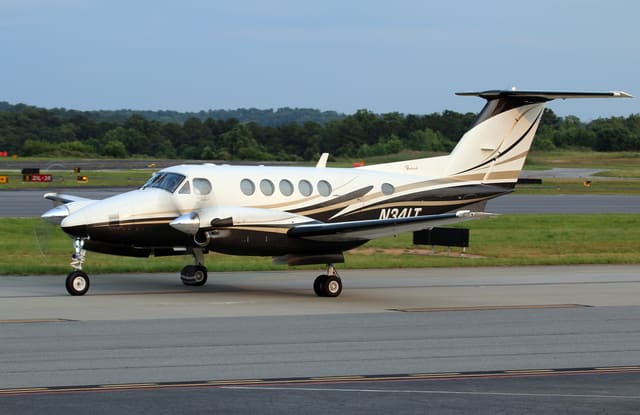 N34LT - Beechcraft