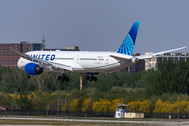 N24976 - Boeing