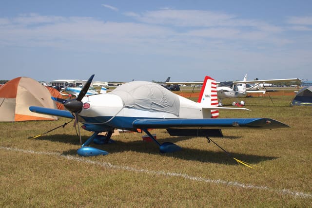 N18AZ - Single-engine aircraft