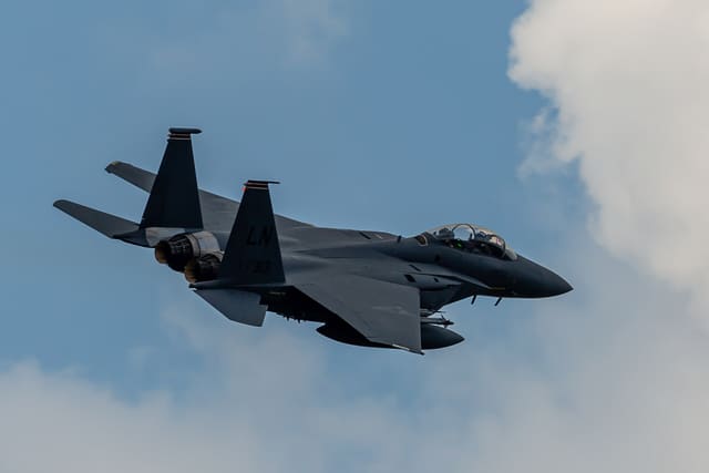  - Twin-engine aircraft