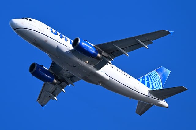 N841UA - Airbus